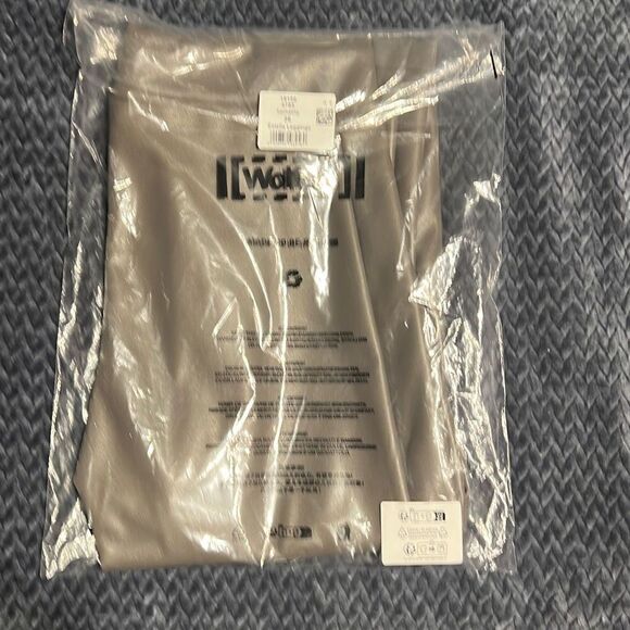 NWT Wolford Estella Faux Vegan Leggings Sz 6 - Picture 10 of 13